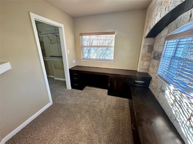 Building Photo - 3713 Broadwinged Hawk Cove