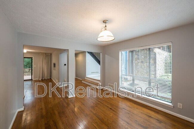 Building Photo - 1125 Trailmore Dr