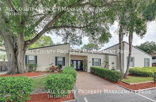 Building Photo - 1064 Longfellow Cir
