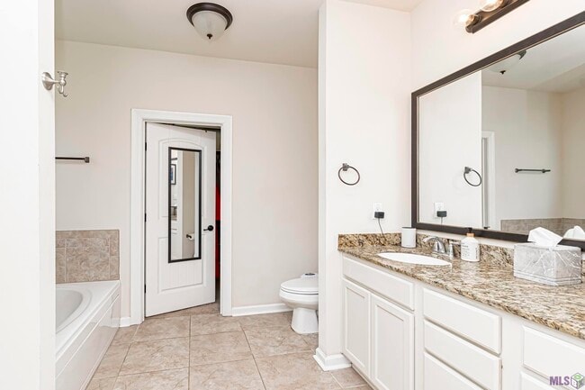 Building Photo - 1415 Alouette Dr