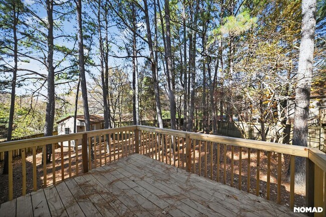 Building Photo - 405 Foxbridge Ct