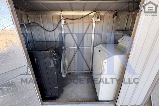 Building Photo - 2Bed/1Bath Mobile Home in East Mesa--NO HOA! RV PARKING!