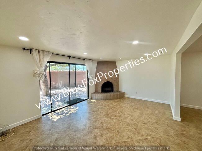 Building Photo - 8918 E Old Spanish Trail