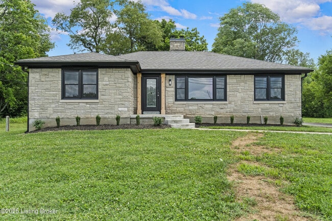 Building Photo - 8002 Watterson Trail