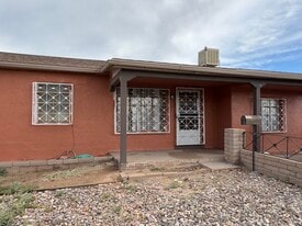 New Paint - 1038 Buena Vista Dr SE