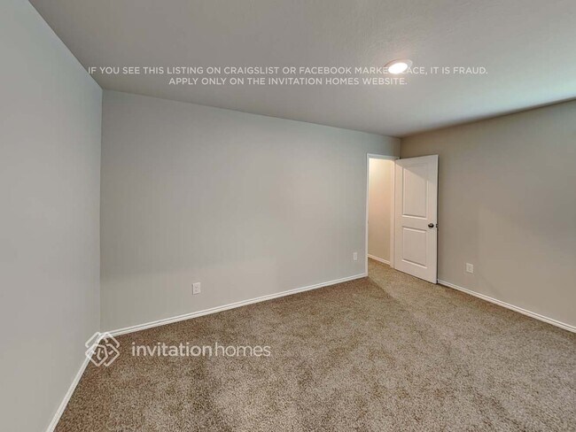 Building Photo - 7310 Adaja Riv