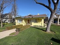 Building Photo - 1424 18th Ave
