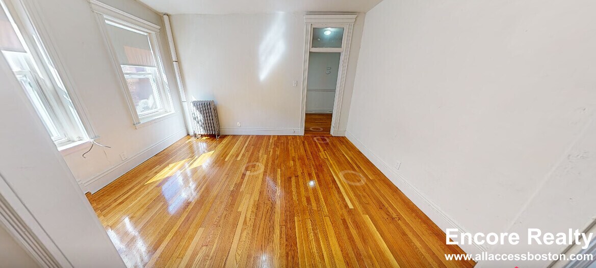 Building Photo - 5 Walbridge St