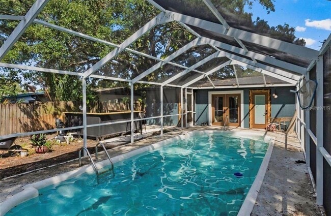 Building Photo - 4412 W Pearl Ave