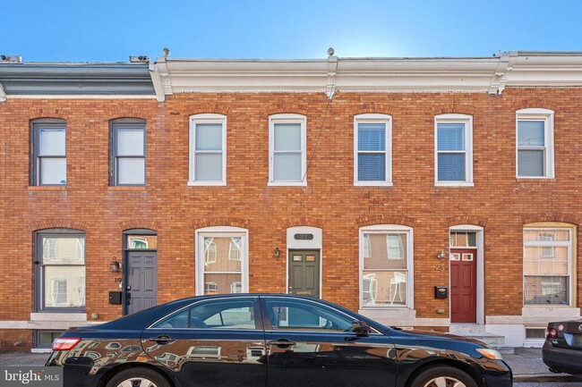 Building Photo - 21 S Decker Ave