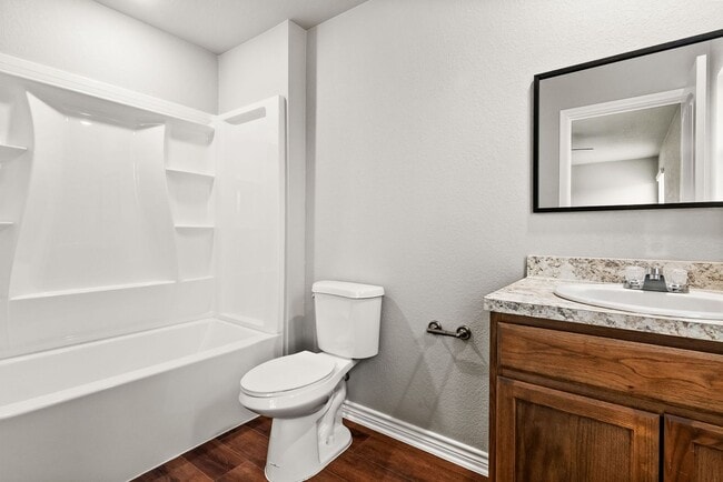 Building Photo - 304 Blair St