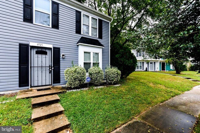 Building Photo - 2725 Red Lion Pl