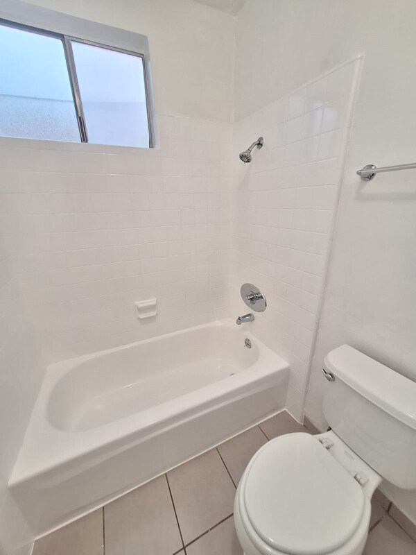 Building Photo - 4660 Kester Ave