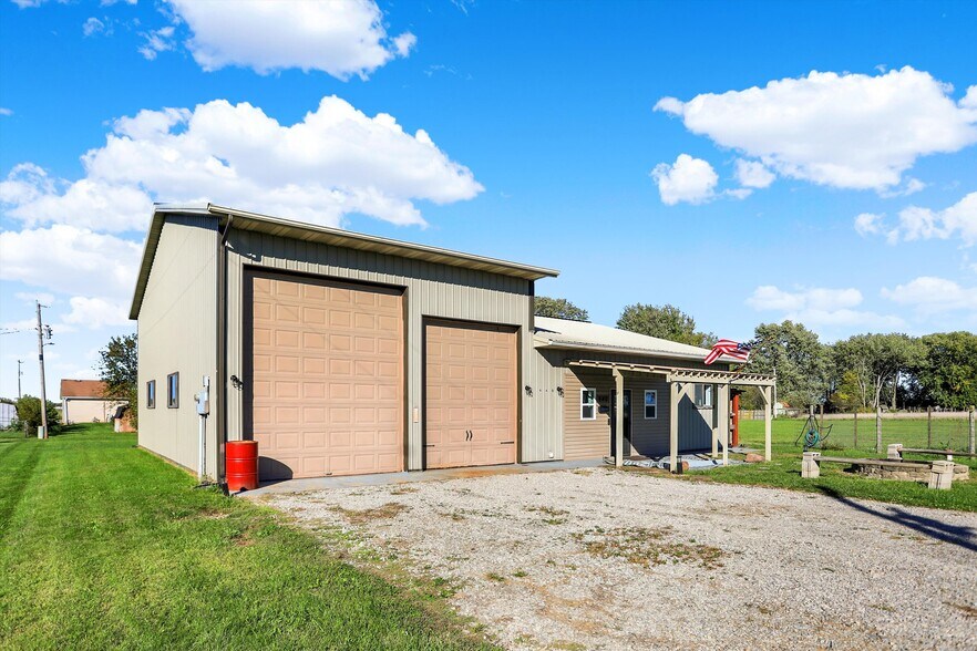 Building Photo - 940 W 1090 N