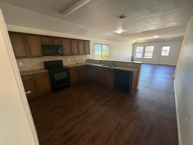 Building Photo - 1763 Overlook Dr