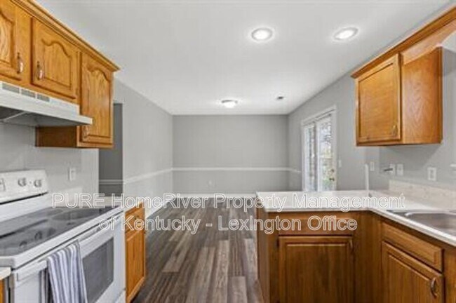 Building Photo - 1053 Merrick Dr