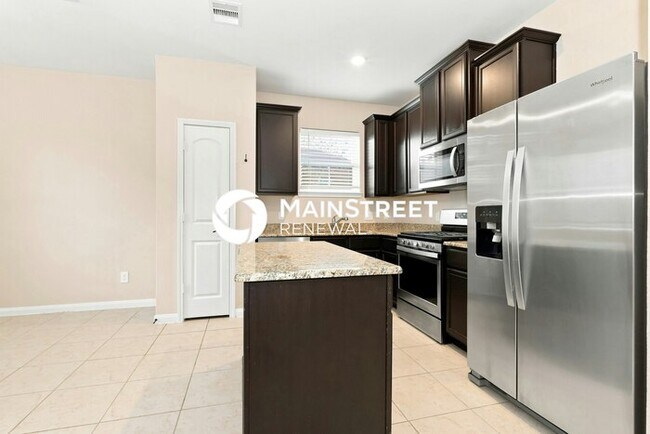 Building Photo - 4 Bedroom Pet-Friendly Home in Conroe, TX with Main Street Renewal