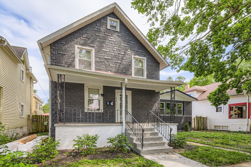 Primary Photo - 1827 Grey Ave
