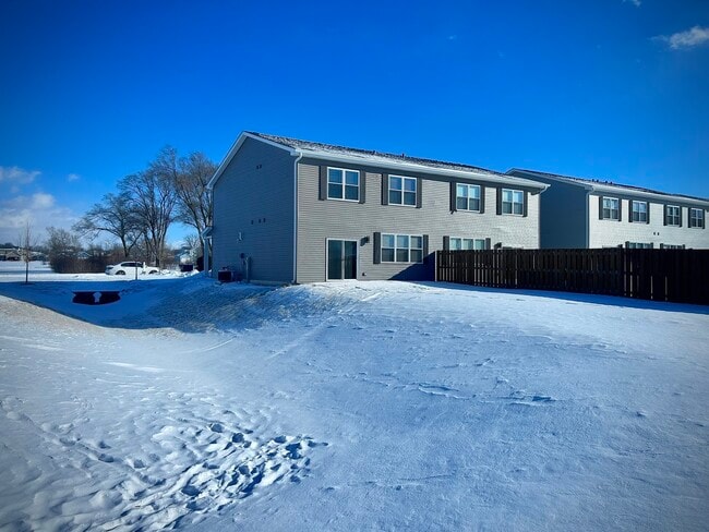 Building Photo - 1414 8th St