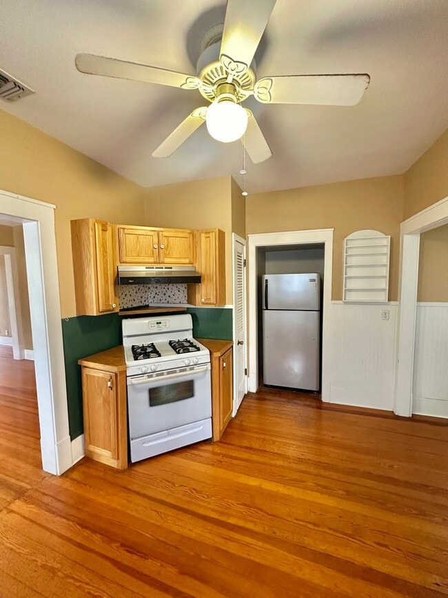 Building Photo - Coming Soon... Charming Santa Rita Home Fo...