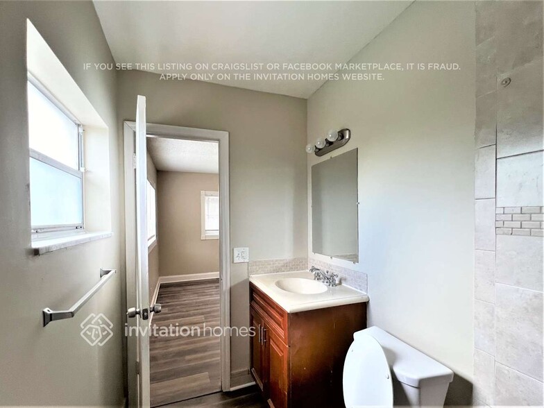 Building Photo - 6602 Pebble Beach
