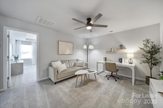 Building Photo - 517 Stephen Foster Wy