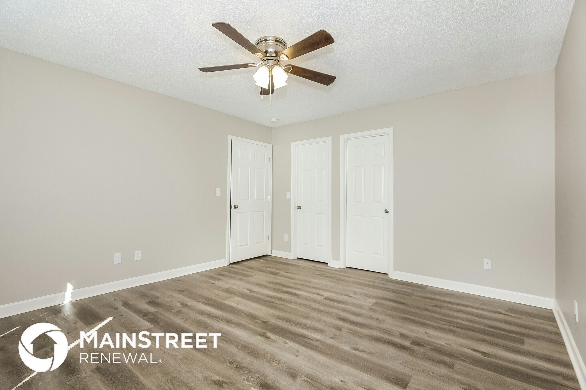 Building Photo - 2111 Pleasant Dale Dr