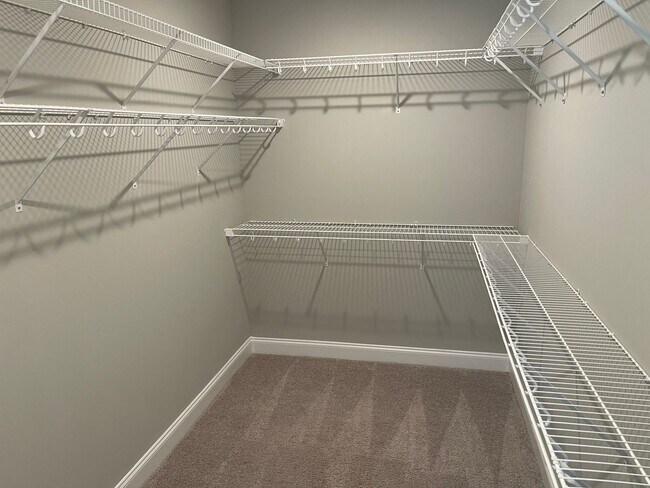 Building Photo - Convenient 4BR/2BA Home Near Southern Union, I-85 & Downtown Opelika