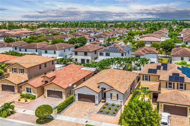 Building Photo - 25021 SW 118 Ct