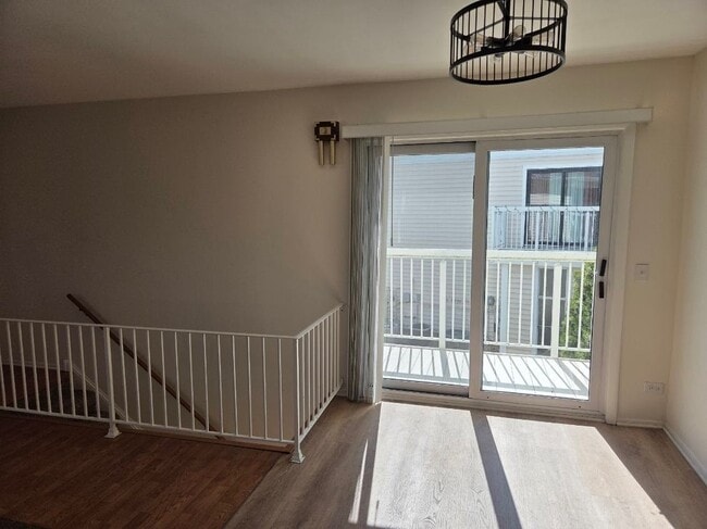 Building Photo - 724 Whitesail Dr