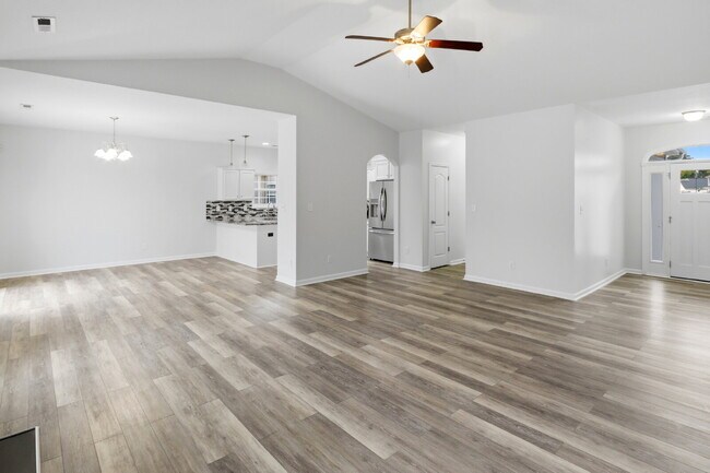 Building Photo - 124 Regatta Way