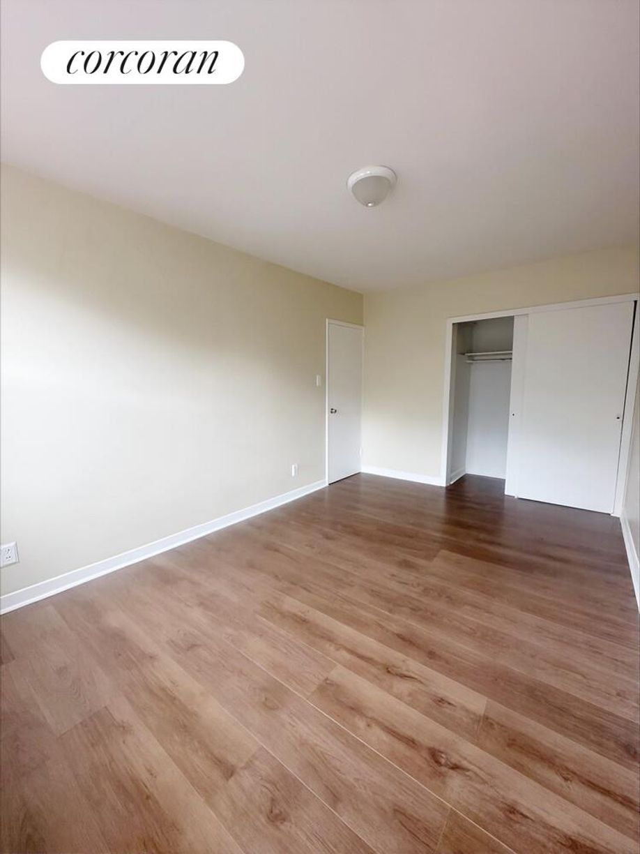 Building Photo - 65 Conklin Ave