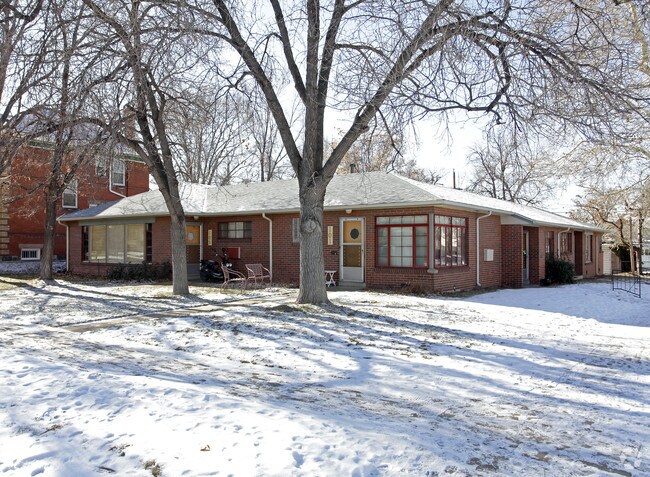 Primary Photo - 720-730 E Bayaud Ave