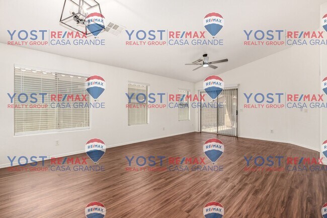 Building Photo - Well-Maintained Rental in Maricopa’s Torto...
