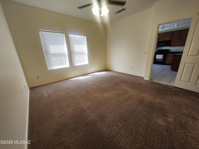 Building Photo - 4258 E Wading Pond Dr