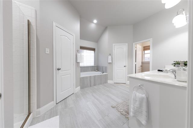 Building Photo - 801 Dickerson Cir