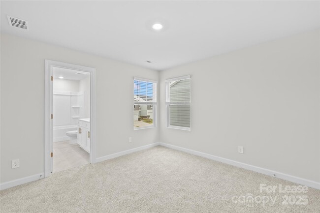 Building Photo - 1726 Braemar Vlg Dr