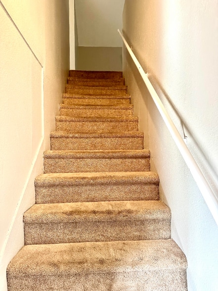 Building Photo - 1211 21st St