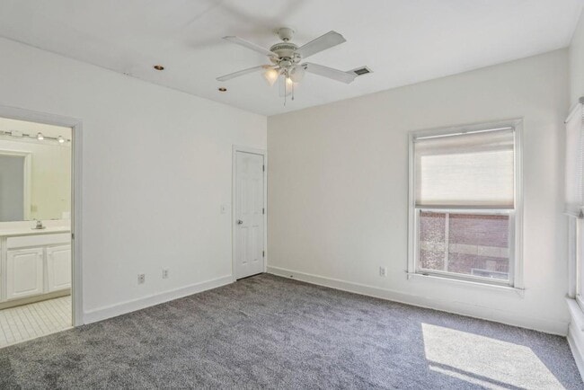 Building Photo - 689 Bonaventure Ave NE