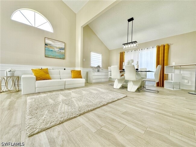 Building Photo - 3639 Kent Dr