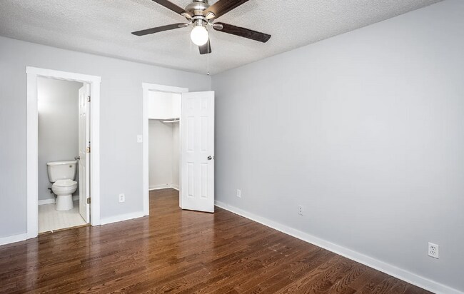 Building Photo - " 2-Bed Duplex on Large Lot- Off Street Parking"