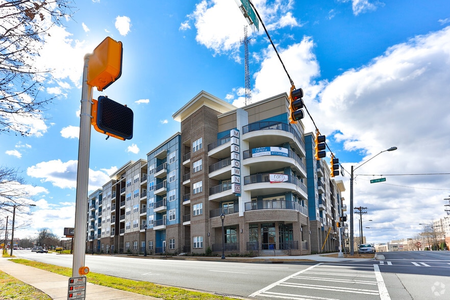 Midtown 205 205 S Kings Dr Charlotte NC 28204 Apartment Finder