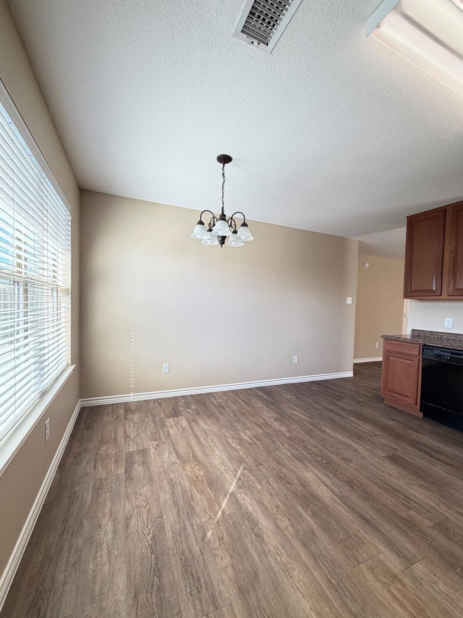 Building Photo - 5109 Graceland Dr