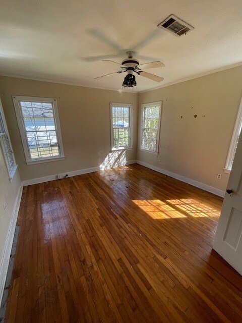 Building Photo - 1058 Alta Vista Blvd