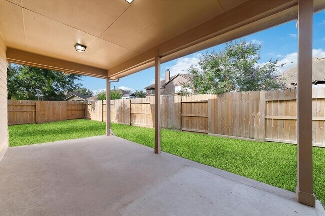 Building Photo - 21606 Hansom Dr