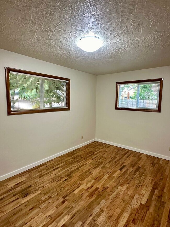 Building Photo - gbgh