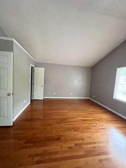 bedroom 4 - 8601 Abbotsbury Ct