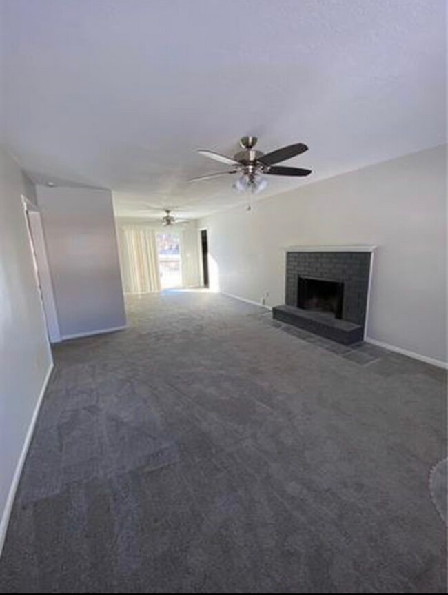 Building Photo - 1313 NW 6th St