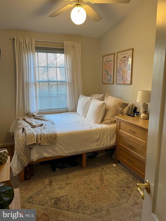 Building Photo - 1125 N Utah St