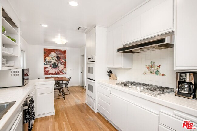 Building Photo - 16849 Adlon Rd